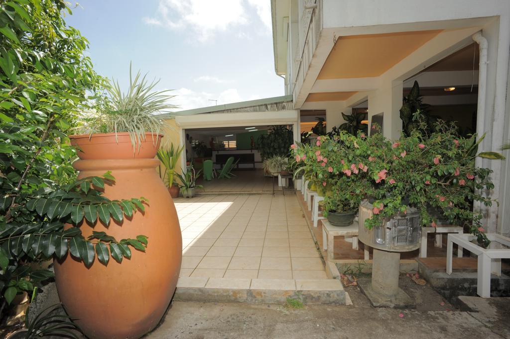 Villa Au Domaine Des Bougainvilliers Sainte-Rose Esterno foto